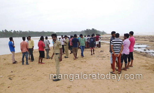 One drowns while picking sea shells